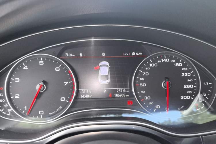 Used Audi A7 2013 50 TFSI quattro Comfort trim Instrument Cluster