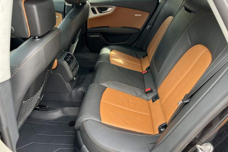 Used Audi A7 2013 35 FSI quattro Ambition Edition Interior 3