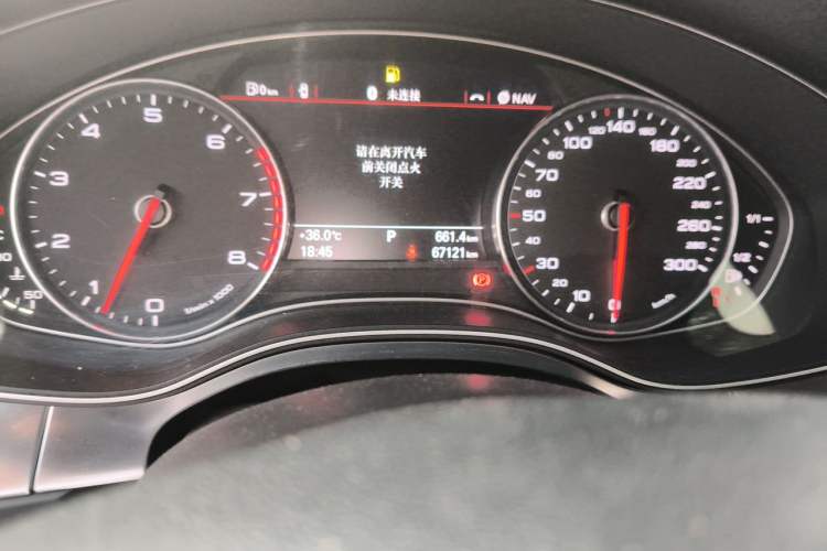 Used Audi A7 2013 35 FSI quattro Ambition Edition Odometer Close Up
