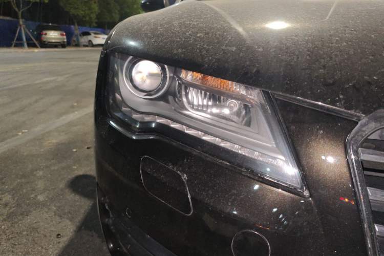 Used Audi A7 2013 50 TFSI quattro Comfort trim Right Front Headlight