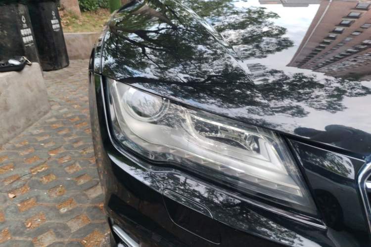 Used Audi A7 2013 50 TFSI quattro Comfort trim Right Front Headlight