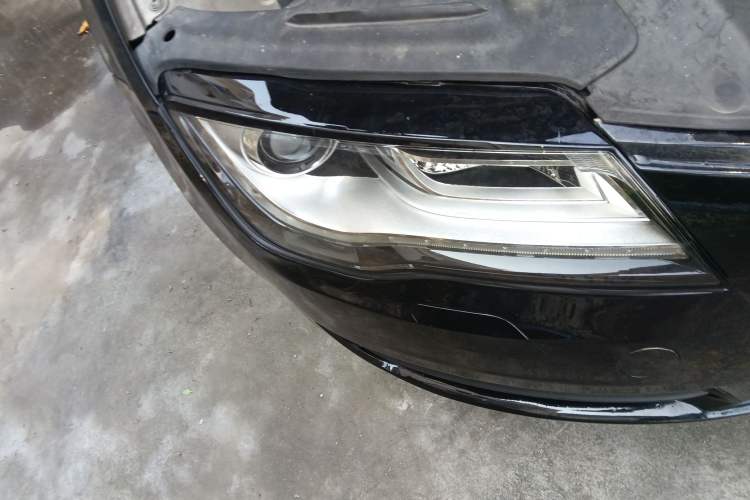 Used Audi A7 2013 35 FSI quattro Ambition Edition Right Front Headlight