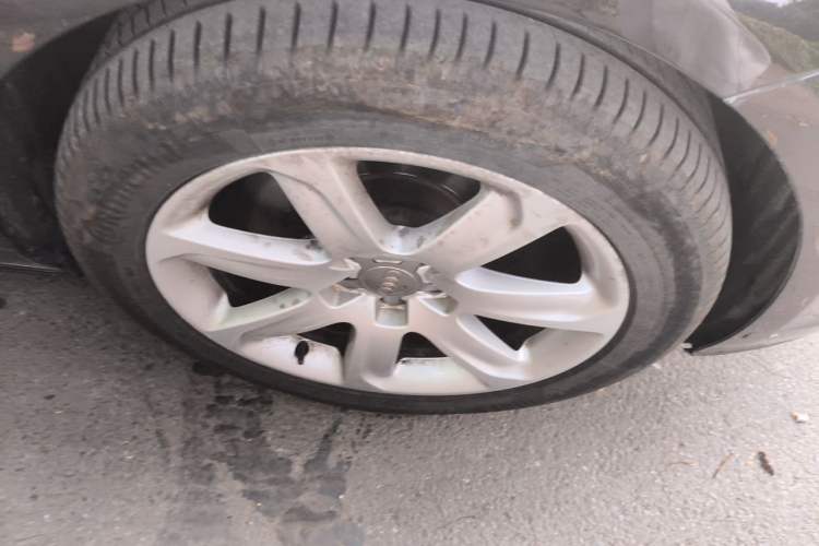 Used Audi A7 2013 35 FSI quattro Ambition Edition Right Front Wheel Hub