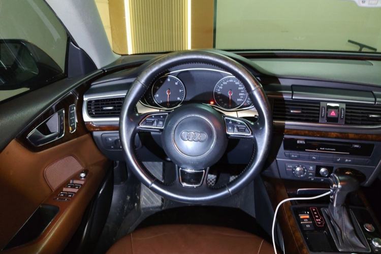 Used Audi A7 2013 50 TFSI quattro Comfort trim Steering Wheel