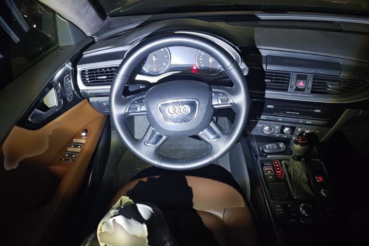 Used Audi A7 2013 30 FSI Standard Edition Steering Wheel