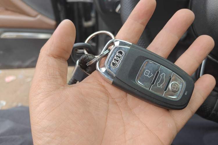 Used Audi A7 2013 50 TFSI quattro Comfort trim Vehicle Key