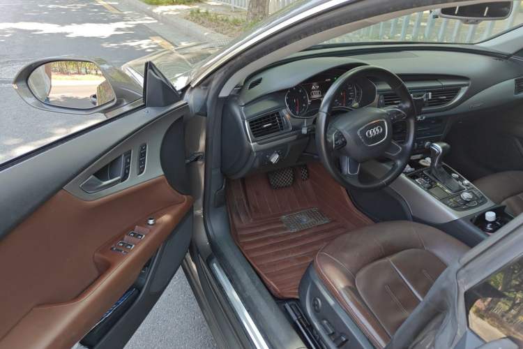 Used Audi A7 2013 35 FSI quattro Ambition Edition Driver Seat