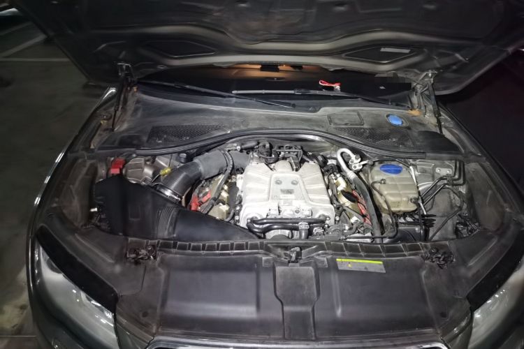 Used Audi A7 2013 50 TFSI quattro Comfort trim Engine Bay