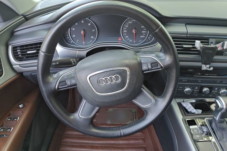 Used Audi A7 2013 35 FSI quattro Ambition Edition Steering Wheel
