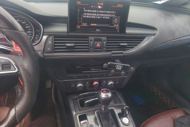 Used Audi A7 2013 30 FSI Standard Edition Audio And AC Panel