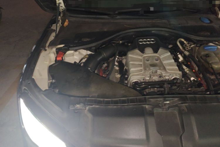 Used Audi A7 2013 50 TFSI quattro Comfort trim Engine Bay Right