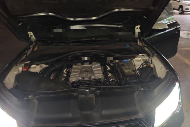 Used Audi A7 2013 50 TFSI quattro Comfort trim Engine Bay