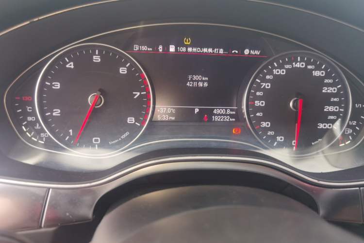 Used Audi A7 2013 30 FSI Standard Edition Odometer Close Up