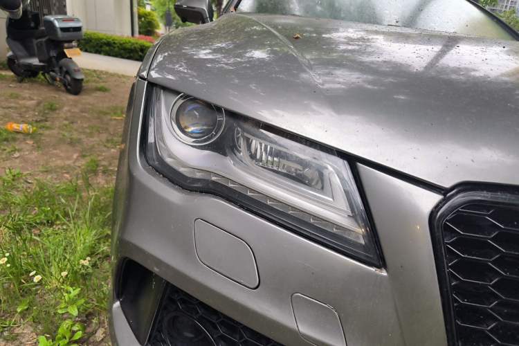 Used Audi A7 2013 30 FSI Standard Edition Right Front Headlight