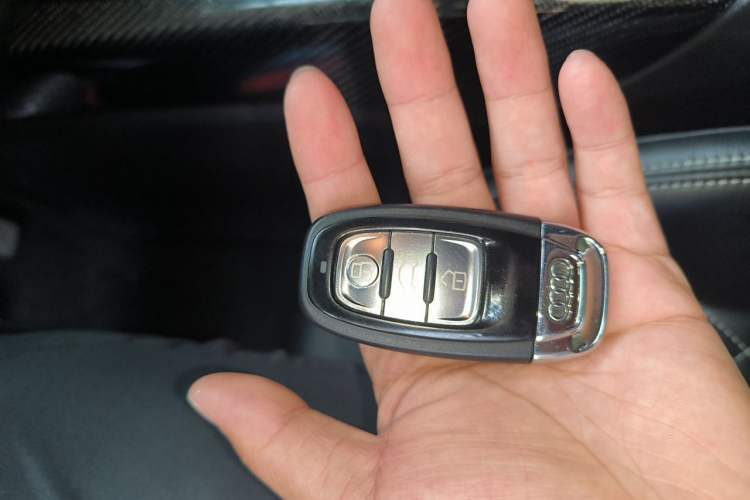 Used Audi A7 2013 30 FSI Standard Edition Vehicle Key