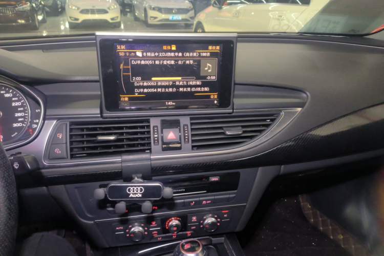 Used Audi A7 2013 30 FSI Standard Edition Audio And AC Panel