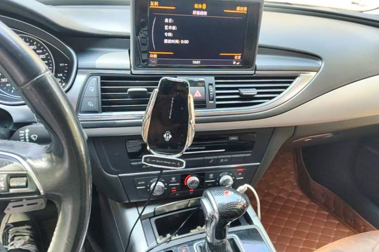 Used Audi A7 2013 30 FSI Standard Edition Audio And AC Panel