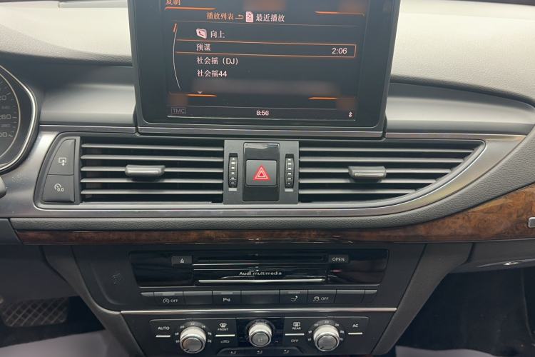 Used Audi A7 2013 50 TFSI quattro Comfort trim Audio And AC Panel