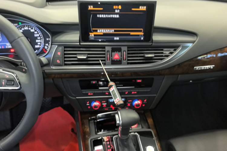Used Audi A7 2013 50 TFSI quattro Luxury Model Audio And AC Panel
