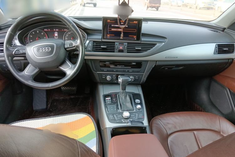 Used Audi A7 2013 35 FSI quattro Ambition Edition Center Console