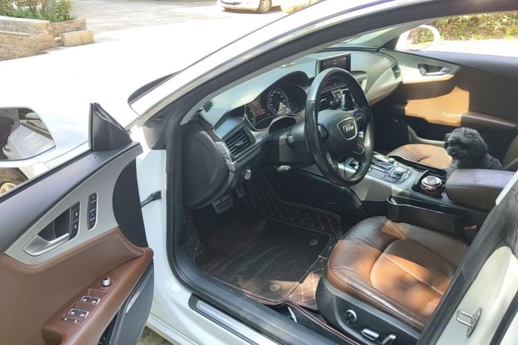 Used Audi A7 2013 30 FSI Standard Edition Driver Seat