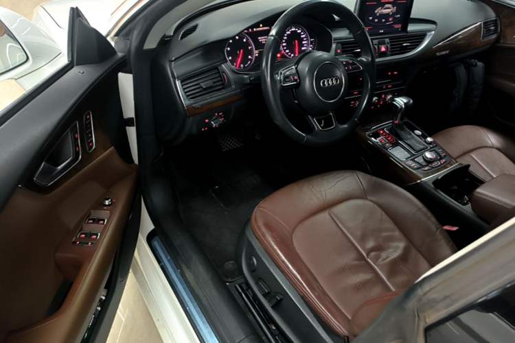 Used Audi A7 2013 50 TFSI quattro Comfort trim Driver Seat