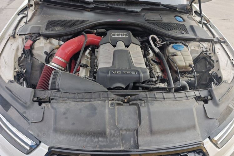 Used Audi A7 2013 50 TFSI quattro Comfort trim Engine Bay