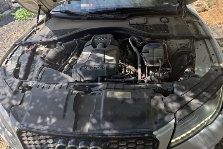 Used Audi A7 2013 50 TFSI quattro Comfort trim Engine Bay