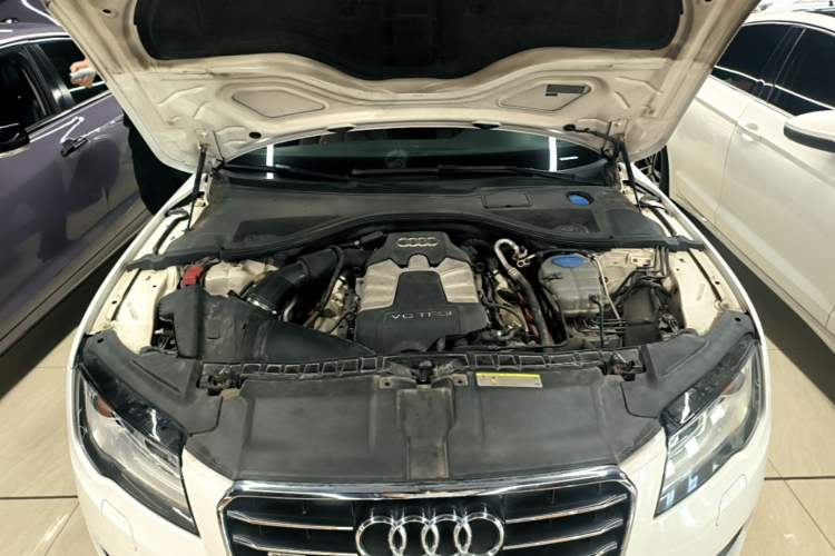 Used Audi A7 2013 50 TFSI quattro Comfort trim Engine Bay