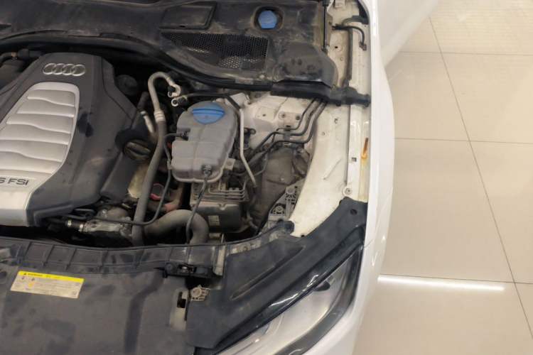 Used Audi A7 2013 30 FSI Standard Edition Engine Bay Left