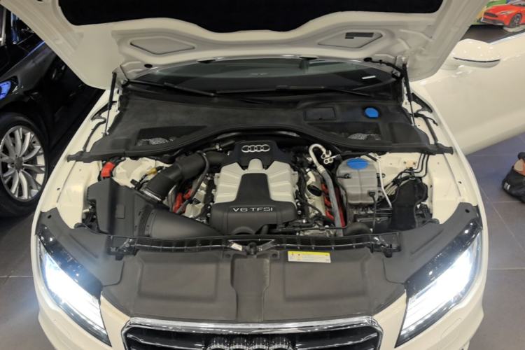 Used Audi A7 2013 50 TFSI quattro Luxury Model Engine Bay