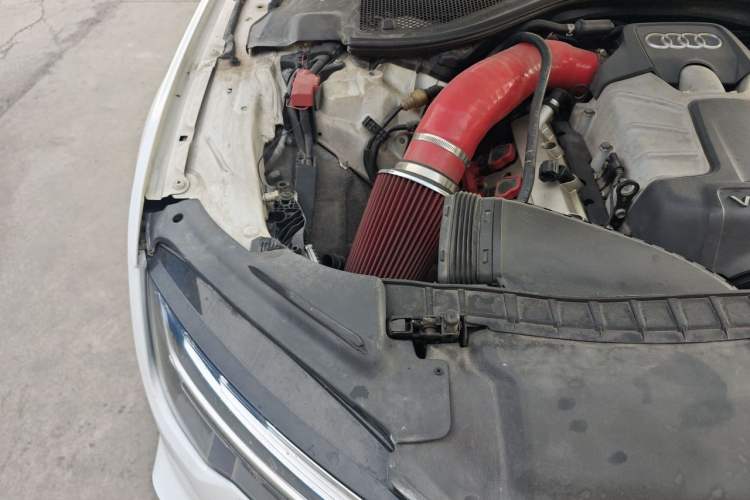 Used Audi A7 2013 50 TFSI quattro Comfort trim Engine Bay Right