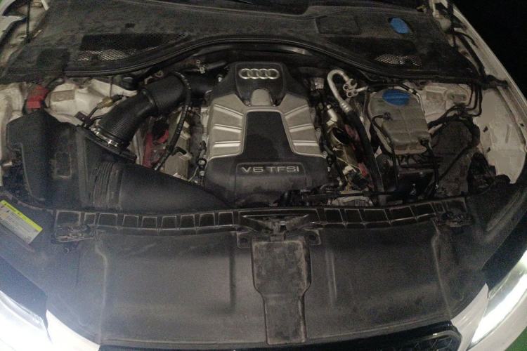 Used Audi A7 2013 50 TFSI quattro Comfort trim Engine Bay