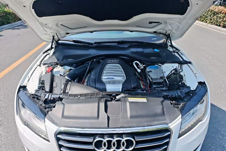 Used Audi A7 2013 30 FSI Standard Edition Engine Bay