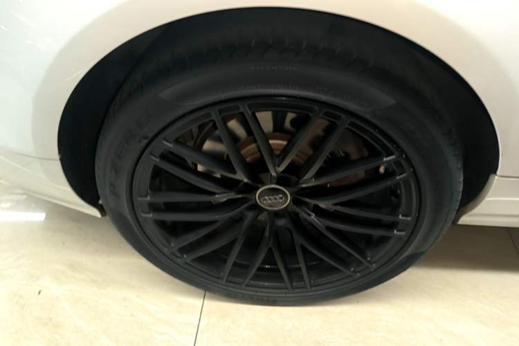 Used Audi A7 2013 50 TFSI quattro Comfort trim Exterior 5