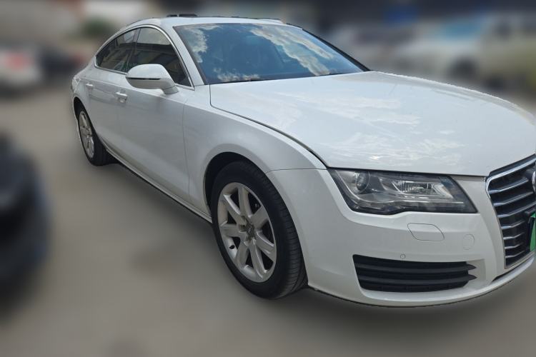 Used Audi A7 2013 30 FSI Standard Edition Front Right 45 Deg