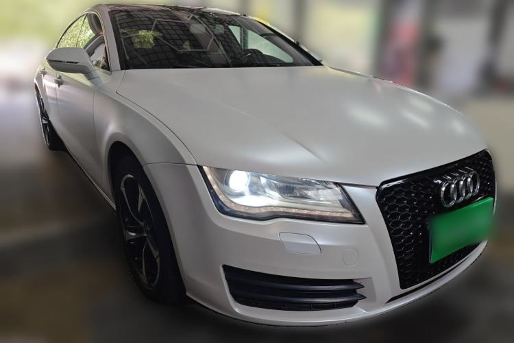 Used Audi A7 2013 35 FSI quattro Ambition Edition Front Right 45 Deg