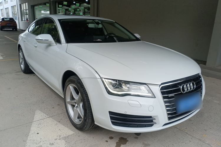 Used Audi A7 2013 35 FSI quattro Ambition Edition Front Right 45 Deg