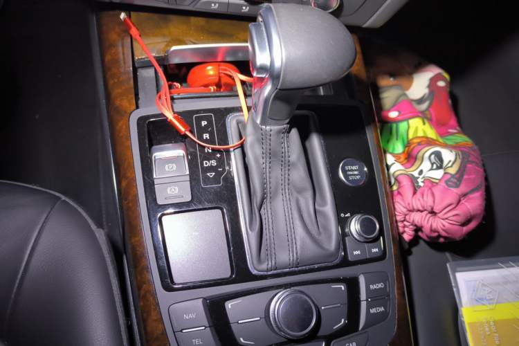 Used Audi A7 2013 50 TFSI quattro Comfort trim Gear Lever