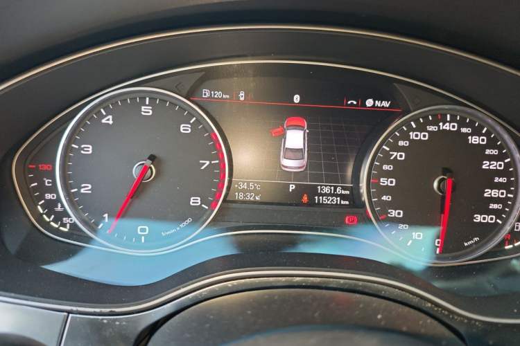 Used Audi A7 2013 50 TFSI quattro Comfort trim Instrument Cluster