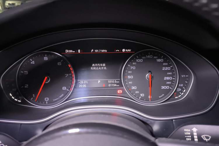 Used Audi A7 2013 50 TFSI quattro Comfort trim Instrument Cluster