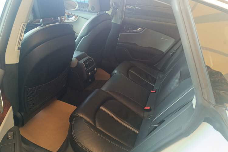 Used Audi A7 2013 50 TFSI quattro Comfort trim Interior 1
