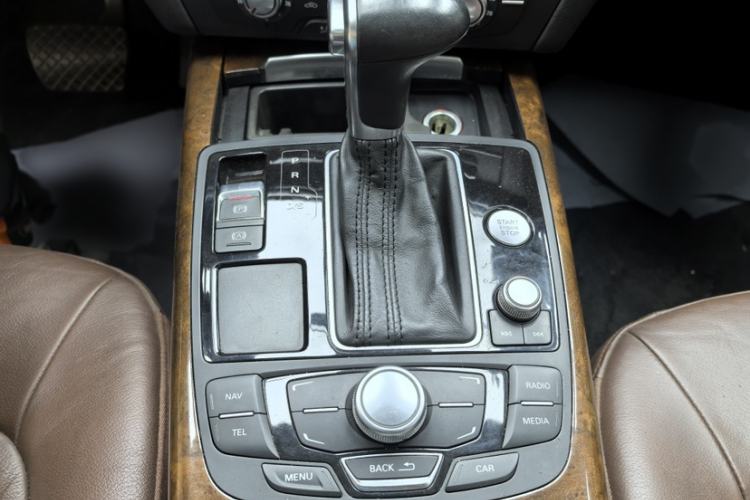 Used Audi A7 2013 50 TFSI quattro Comfort trim Interior 3