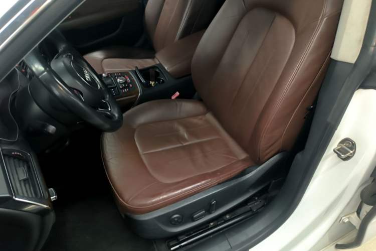 Used Audi A7 2013 50 TFSI quattro Comfort trim Left Front Seat