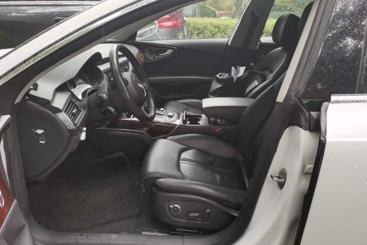 Used Audi A7 2013 50 TFSI quattro Luxury Model Left Front Seat