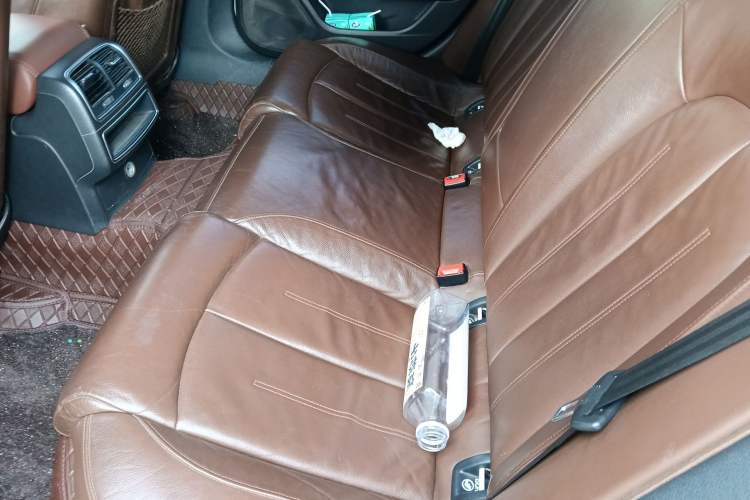 Used Audi A7 2013 35 FSI quattro Ambition Edition Left Rear Seat