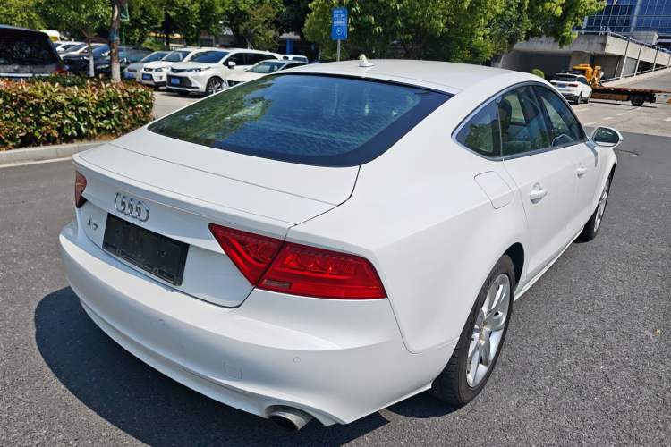 Used Audi A7 2013 30 FSI Standard Edition Rear Right 45 Deg