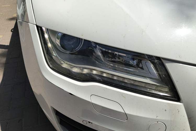 Used Audi A7 2013 30 FSI Standard Edition Right Front Headlight
