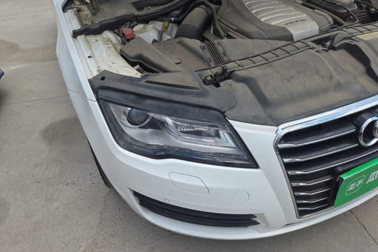 Used Audi A7 2013 30 FSI Standard Edition Right Front Headlight