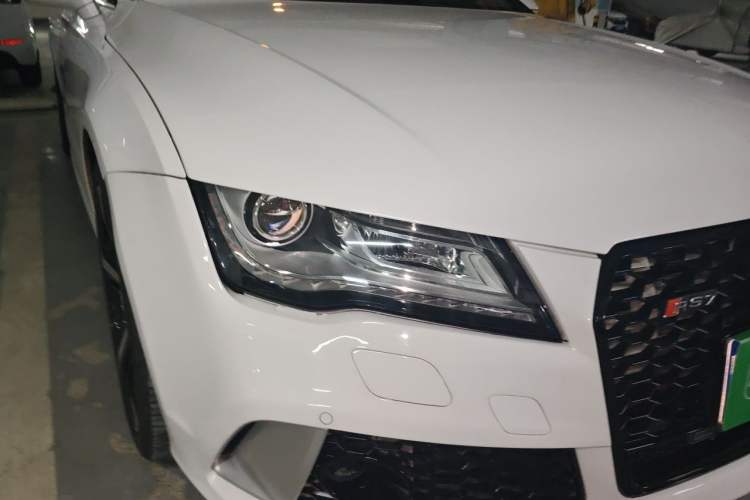 Used Audi A7 2013 35 FSI quattro Ambition Edition Right Front Headlight